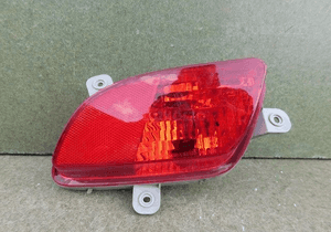 Lampa lewa tylna przeciwmgielna kia venga 09-11 1