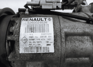 Sprężarka klimatyzacji renault clio iv 1.5 dci 926002352R 2013-2016 5