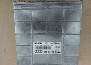 Audi A4 B5 1.8 20V komputer silnika 8D0907557