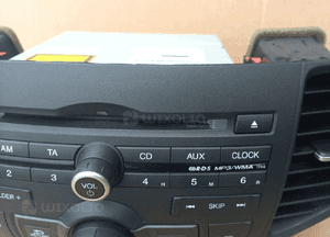 Honda Accord VIII  radio panel 39100-TL4-G000 3