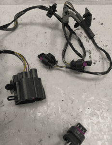 FORD KUGA MK1 WIĄZKA ZDERZAKA TYŁ TYLNA NOWA ORYGINALNA 3