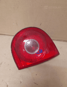 lampa prawa tył w klapę golf 5 4