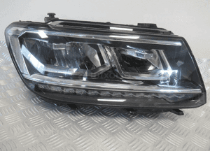 Lampa przednia przód prawa vw tiguan ii 2 full led 5NB 2015-2020 2