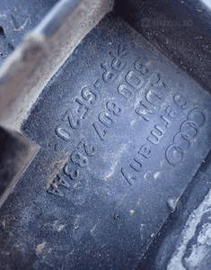 Audi A4 01R ślizg zderzaka lewy przod 8D0807283AA radom 3