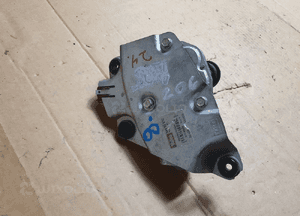 PEUGEOT 206 SILNICZEK WYCIERACZKI TYŁ 54902512 1