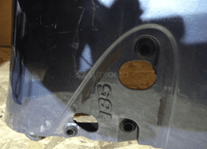 Błotnik prawy przedni renault clio iii 185 3
