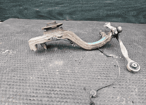 Zwrotnica 8E0258F 8E0407242B Zawieszenie Piasta Czujnik ABS Przednia Przód Prawa AUDI A4 B6 B7 20