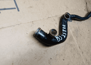 Rura przewód magistral wody VW Passat B5 2.5 TDI 059121071P 5