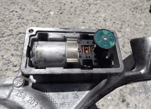 Bmw 2.0 d turbosprężarka 7800594 3