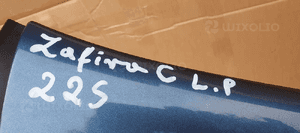 Listwa szyby czołowej lewy przód Opel Zafira C 22S 13407801 20808479 8