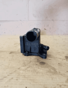 Obudowa termostatu króciec wody Mazda 6 1.8 2.0 16V LF941517Z 5