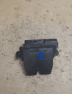 Ford fiesta MK7 lift zamek klapy bagażnika D3D0B 2