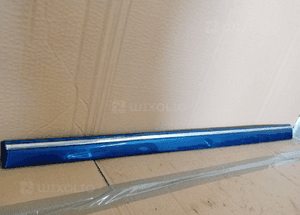 Listwa drzwi lewy przód Mercedes C-Klasa W203 A2036904962 2
