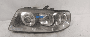 Przod przednia lampa lewa audi A3 8L 1