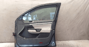 Drzwi przód przednie prawe vw volkswagen golf 5 v kombi jetta LA7T szare 5