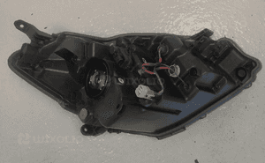 TOYOTA YARIS III 3 LIFT LAMPA LEWA PRZÓD PRZEDNIA 14- 6