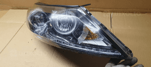 Lampa prawy przód przednia prawa Kia Sportage III 3 4
