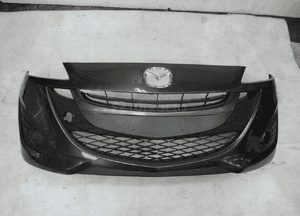 Mazda 5 lift 2010- z kratkami cały zderzak przedni 1