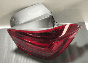 BMW F20 LAMPA PRAWY TYŁ 7241542 9
