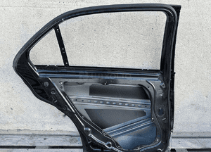 Drzwi tyl tylne lewe mercedes e-klasa W212 sedan 2009- bardzo ladne 6