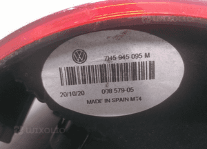 Lampa tył lewa vw T5 pod klapę 7E5945095M 5