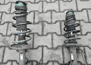 Seat Ibiza 6J IV 1.9 TDI amortyzator mcpherson przód przedni prawy lewy 6R0413031G 6R0413031F 4