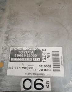 Komputer sterownik silnika Toyota Yaris 1.0 VVT 211000-7210 2