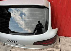 Audi Q7 4L lift kapa LX7W oryginał ładny stan 8