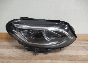 Lampa przednia przód prawa mercedes b-klasa W246 lift full led 2014-2018 4