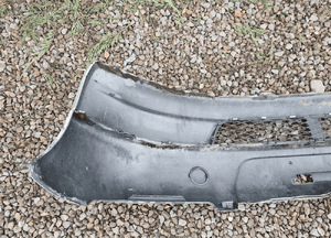 Toyota YARIS I 99-03 zderzak przedni przód 8