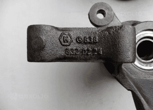 Zwrotnica piasta lewy przód mercedes vito i 638 96 --- 7