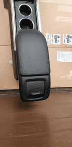 Tunel środkowy podłokietnik Opel Zafira C 5