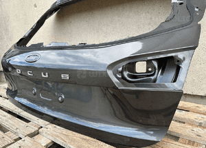 Klapa bagaznika tyl tylna ford focus MK4 hb 2018- 3