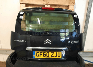 Klapa tył tylna bagażnika citroen C3 picasso ktv ktvd czarna 1