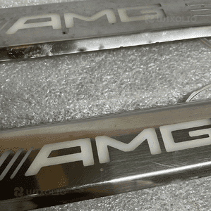 Listwa progowa nakladka amg komplet mercedes W205 4
