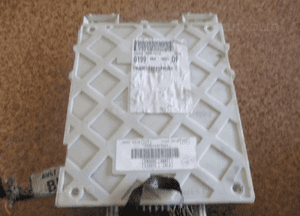 SKRZYNKA BEZPIECZNIKÓW BSI CMAX MK2 AV6N-14A073-DF 3