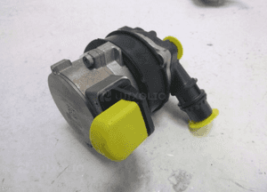 MERCEDES W213 A213 213 W253 A253 253 POMPA WODY 2