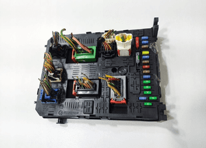 Moduł skrzynka bsi citroen C5 iii X7 BSI04EV K04-00 9666895680 2008-2015 3