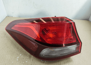 LAMPA LEWY TYŁ HYUNDAI I30 III KOMBI 92401-G4 1
