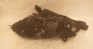 Przod przednia lampa prawa renault clio iii 5