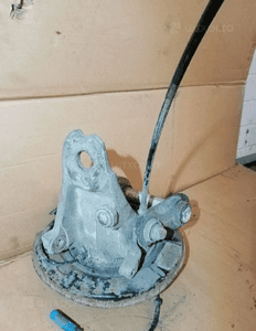 Zwrotnica piasta prawy tył tylna prawa wahacze BMW 5 E39 3.0D 9