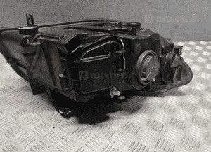BMW E84 LAMPA LEWA PRZEDNIA LCI lift UK 7357447 KM 8