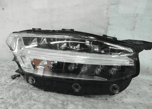 Volvo XC90 ii full led lampa przednia prawa 1