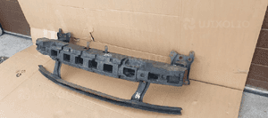 Belka wzmocnienie zderzaka przód absorber VW Passat B6 4