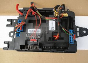 SKRZYNKA BEZPIECZNIKÓW MODUŁ BMW F20 F30 9389070 3