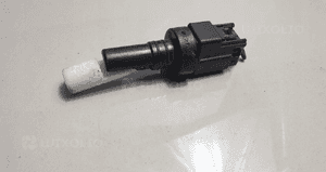 VOLVO C30 C70 CZUJNIK POZIOMU PŁYNU SPRYSKIWACZY 1