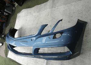 Mercedes 207 zderzak przedni 3