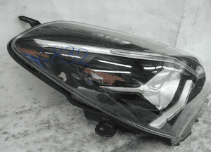 Toyota yaris iii lift led cała lampa przednia prawa 4