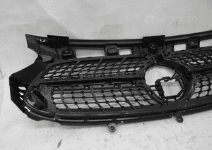 Mercedes cla 247 amg diamond bdb grill atrapa 5