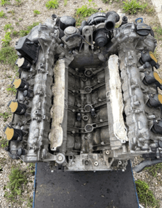 MERCEDES 550 m273 / 273961 silnik w221 w212 w216 r230 w164 5